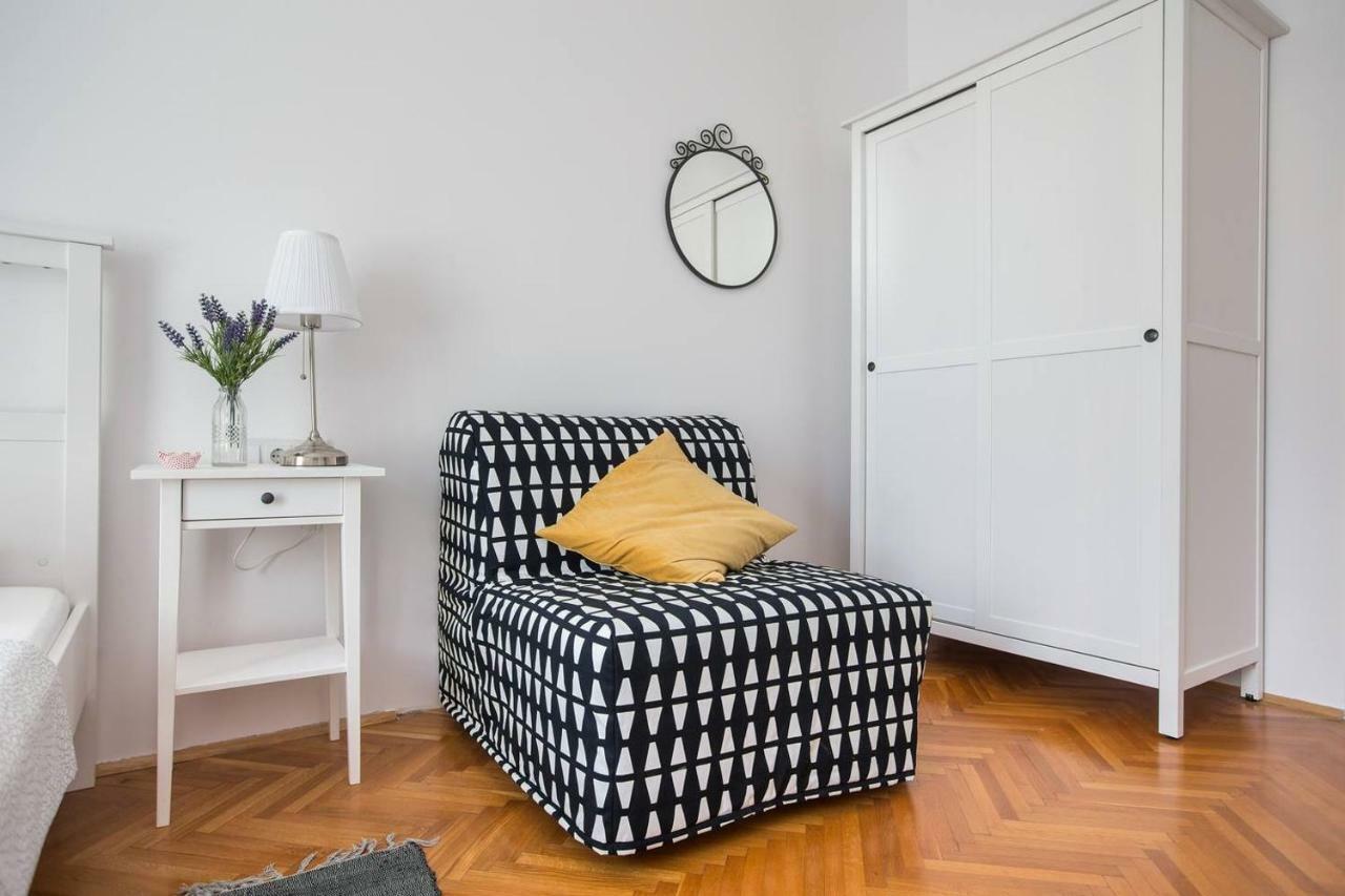 Oberiter Apartments - Center Of Zagreb, Fast Wifi, Ac, Kitchen, Parking Exterior foto